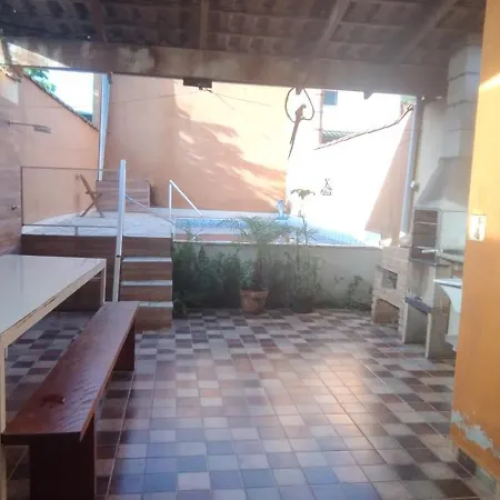 Casa com Piscina em Ubatuba-2