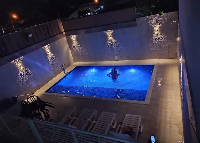 Apartamento completo com wi-fi e piscina