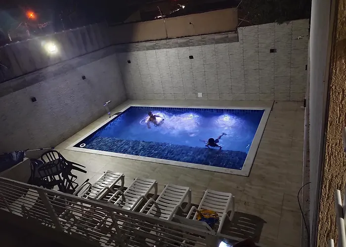 Apartamento completo com wi-fi e piscina